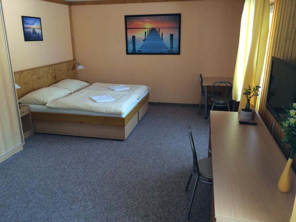 Hotel Pohadka Most Phòng bức ảnh