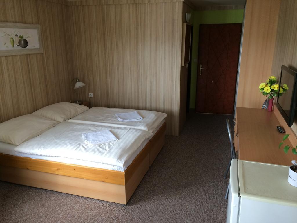 Hotel Pohadka Most Phòng bức ảnh